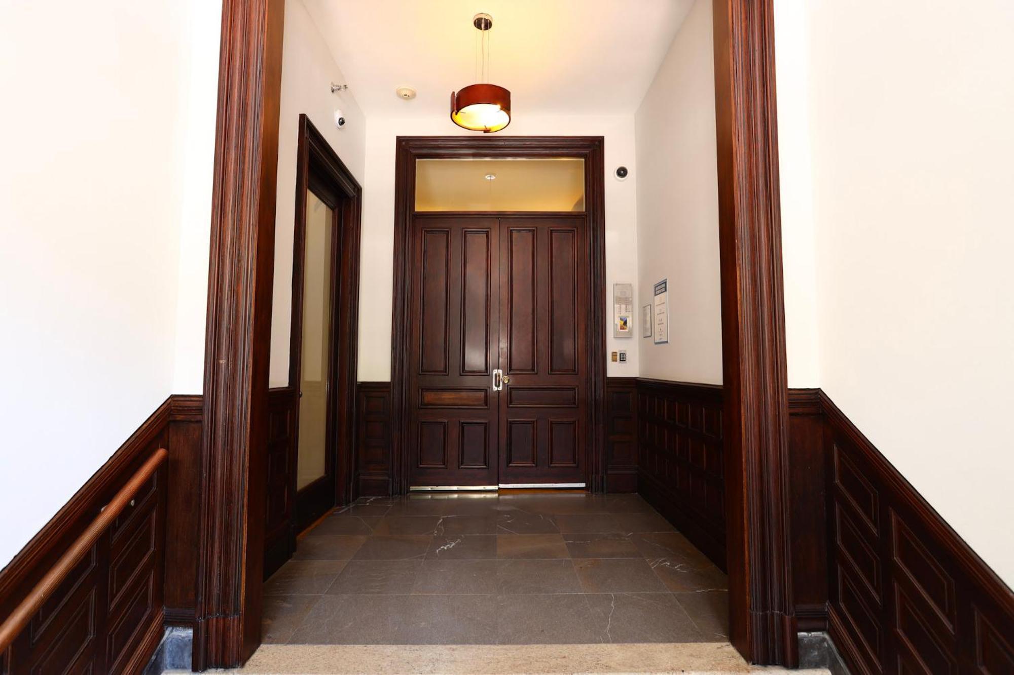 Stylish Newbury Street Studio, #2 Бостон Экстерьер фото